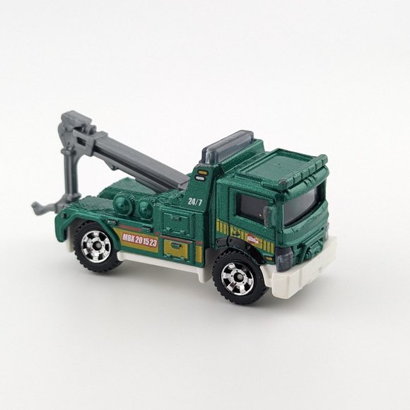 Matchbox Toys Matchbox Urban Tow Truck Green 64 Scale Diecast Poshmark